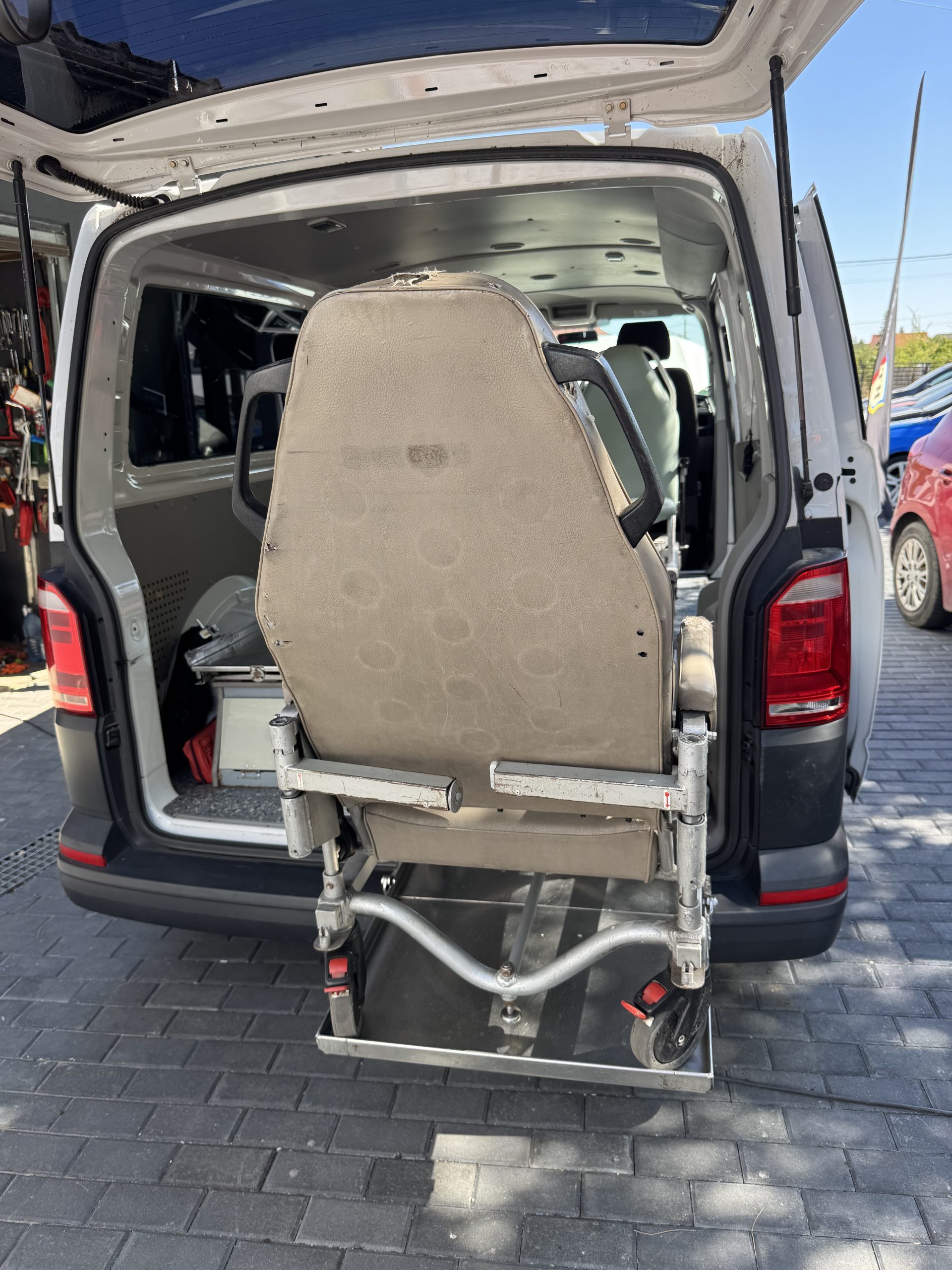Volkswagen Transporter T6 Transport Pacienți