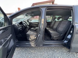 Volkswagen Sharan 2.0 TDI - Image 8