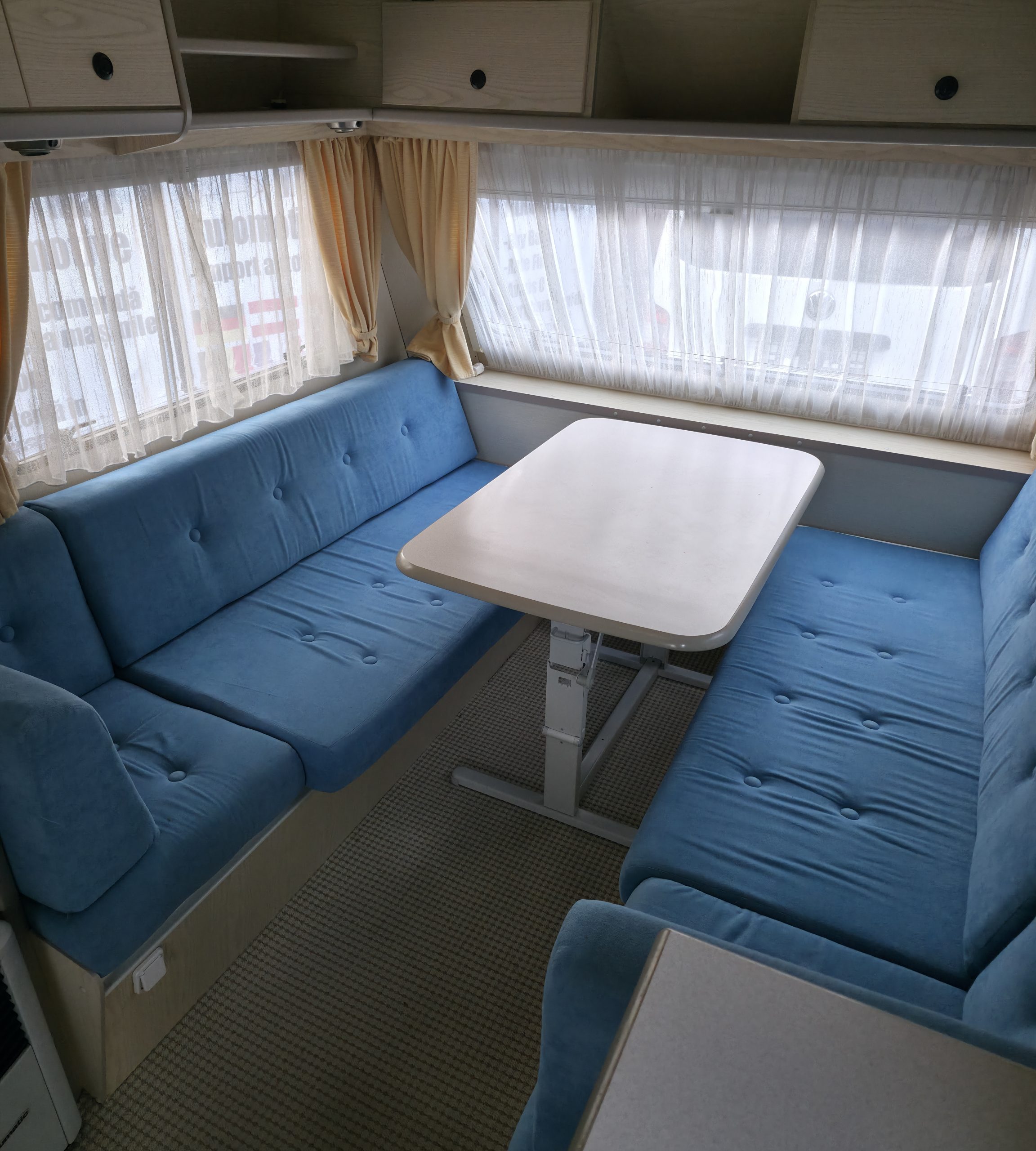 Rulotă Avento Premier 395TL Luxe