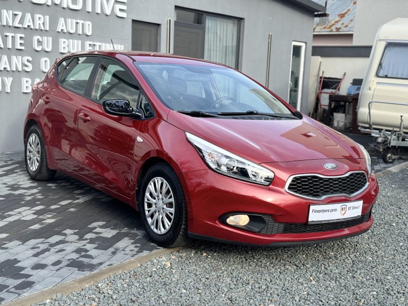 Kia Cee'd 2012