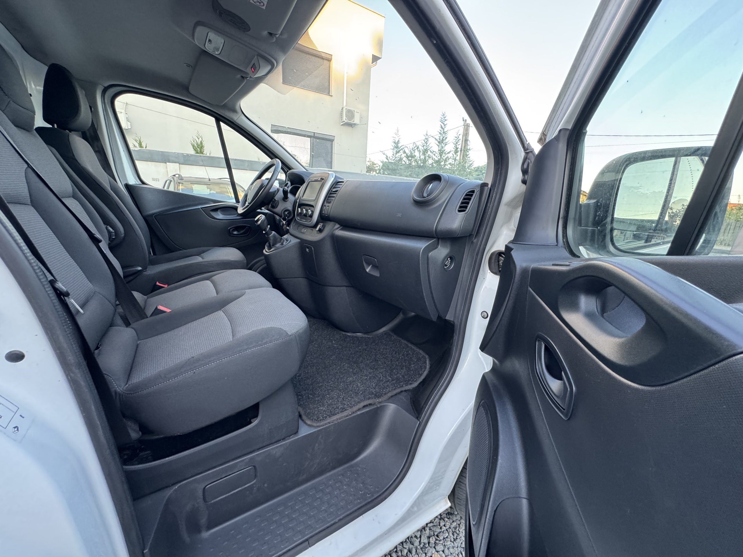 Renault Trafic 3locuri+marfa